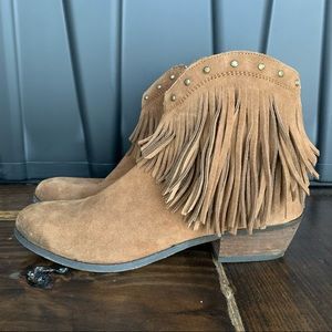 Minnetonka | Leather Fringe Booties